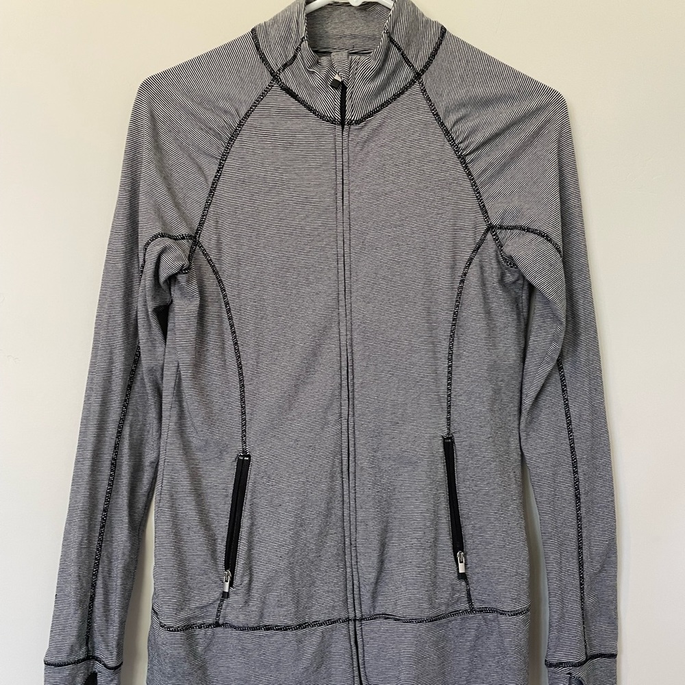GREY GAP BODY DEFINE JACKET